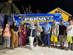 Musim Kemarau Berkepanjangan, NasDem Peduli Salurkan Air Bersih untuk Warga Tomilito