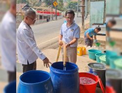 NasDem Peduli Jangkau Gentuma Raya, Dedy Dunggio Salurkan Air Bersih ke Warga