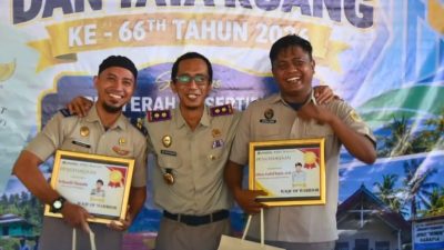 Kantah Gorut Berikan Penghargaan untuk Dukung Percepatan Sertipikasi Tanah Wakaf